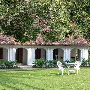 Adigars Manor Otel